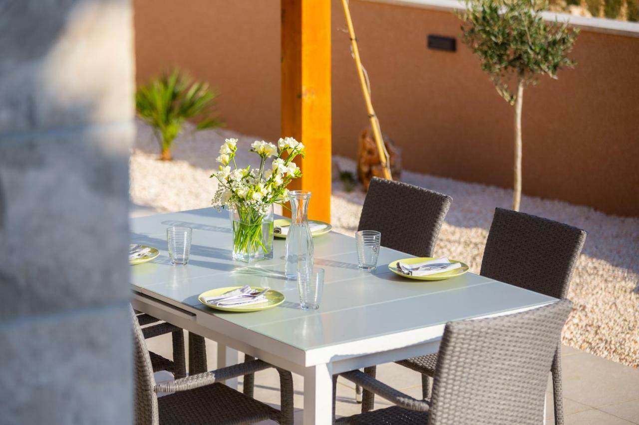Villa Diomedes With The Sea View And The Pool Rogoznica  Luaran gambar