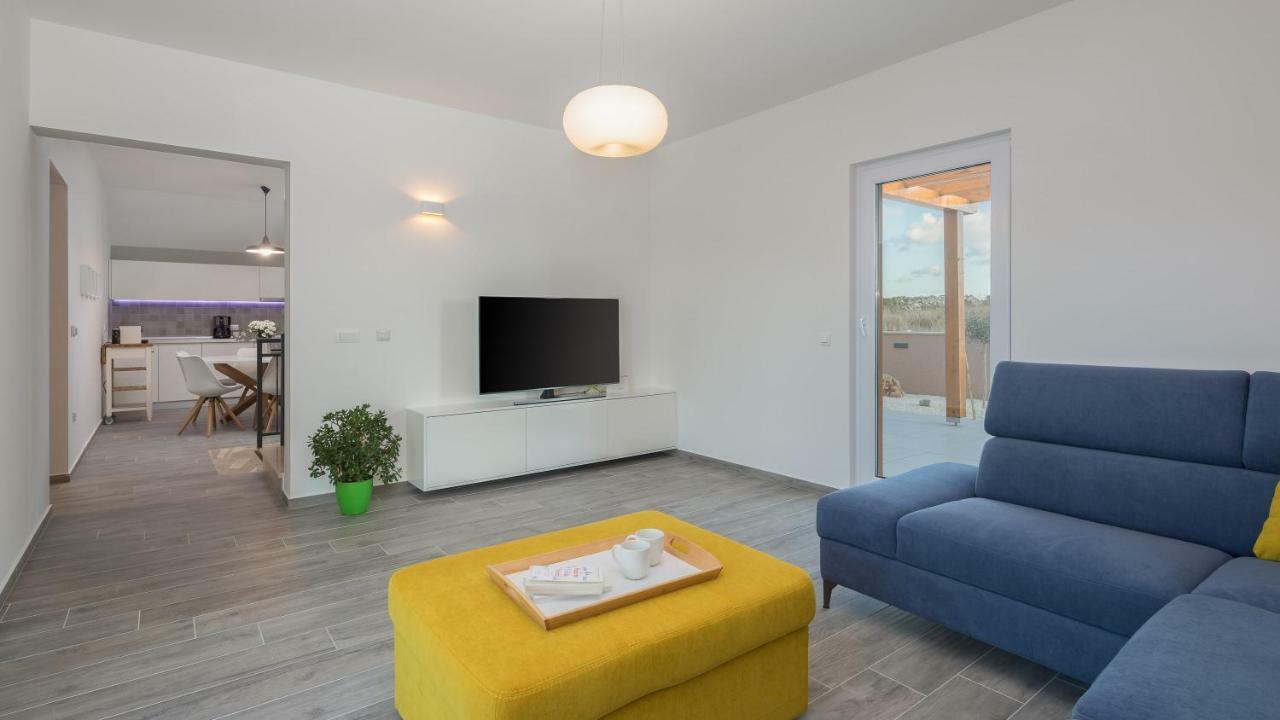 Villa Diomedes With The Sea View And The Pool Rogoznica  Luaran gambar