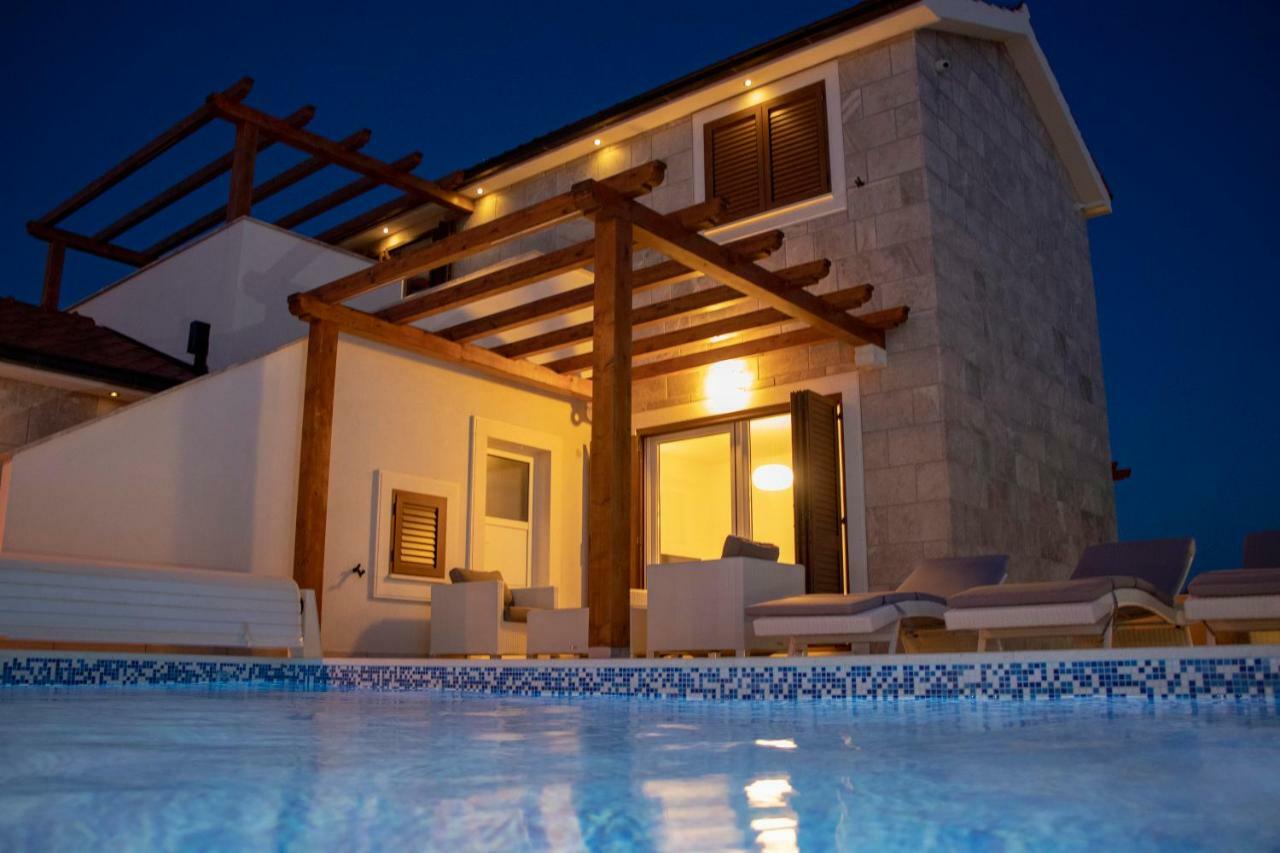 Villa Diomedes With The Sea View And The Pool Rogoznica  Luaran gambar