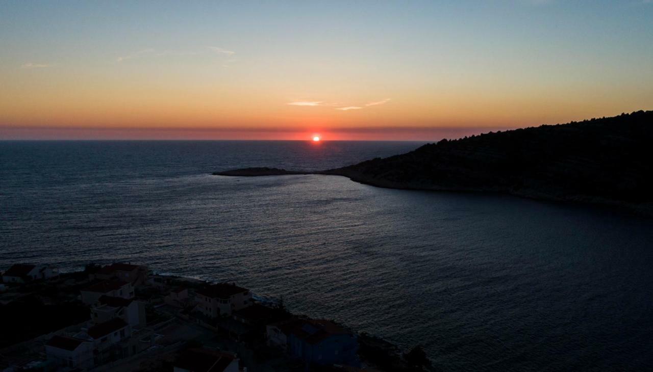 Villa Diomedes With The Sea View And The Pool Rogoznica  Luaran gambar