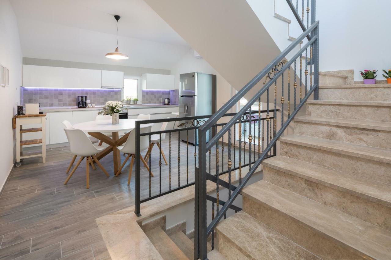 Villa Diomedes With The Sea View And The Pool Rogoznica  Luaran gambar
